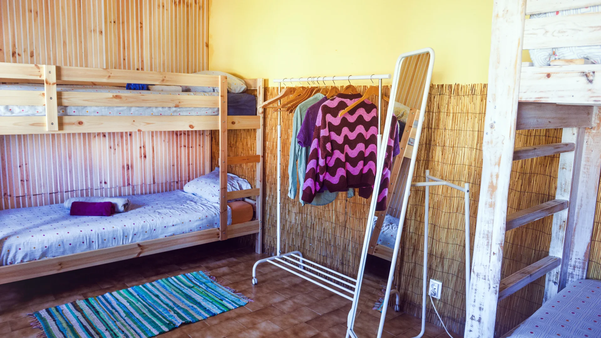 shared room3 gallery